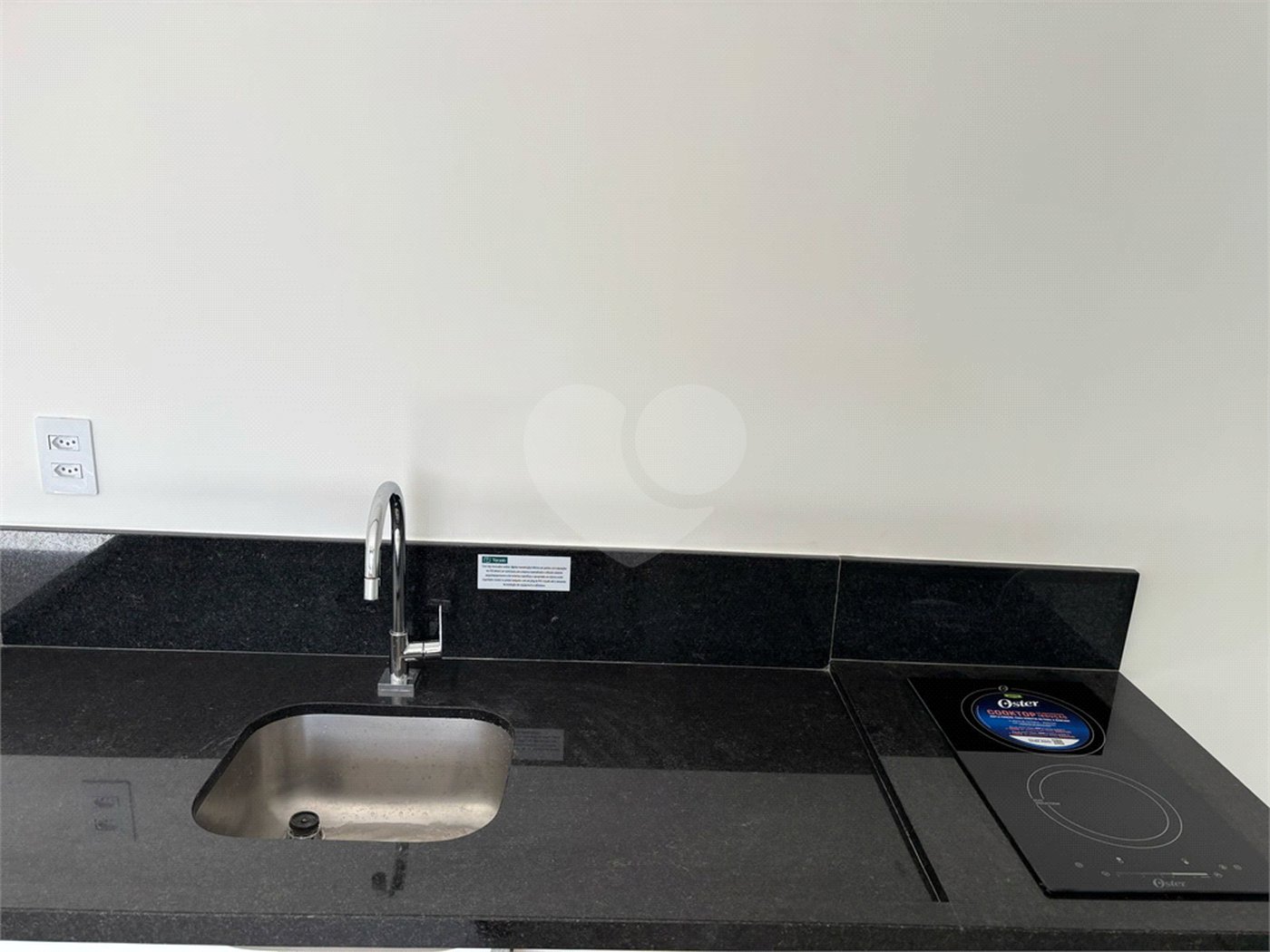 APARTAMENTO NOVO PRÓXIMO METRO SAÚDE LAZER COMPLETO