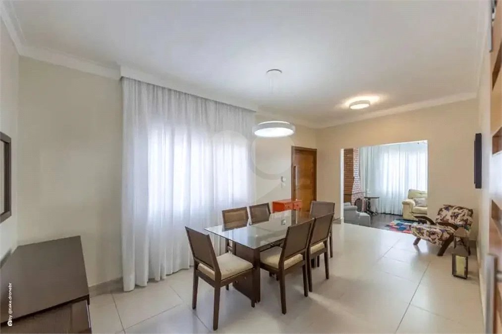 Casa Térrea à venda com 3 quartos, sendo 1 suíte, em Interlagos, São Paulo, SP