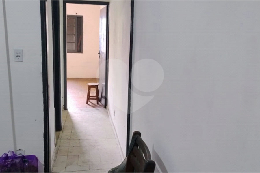 2 Casas – Bairro Aricanduva - c/ Salão Alugado – 56 m2 e 80 m2 – Terreno 5 x 25