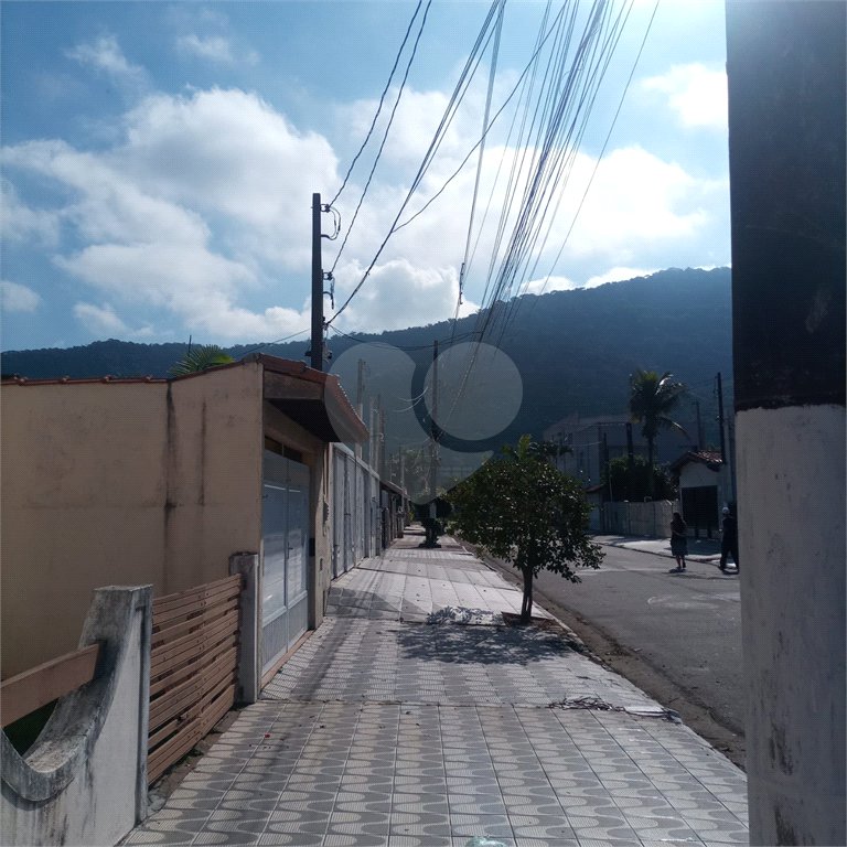 Sobrado á venda - Praia Grande