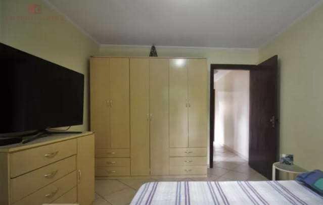 Sobrado à venda com 3 quartos, sendo 1 suíte, em Vila Sônia, São Paulo, SP