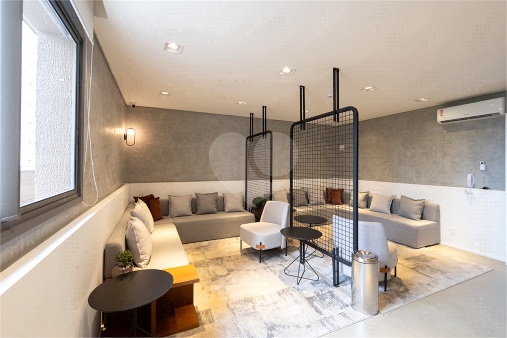 LINDO STUDIO DE 32M² PRÓXIMO DE TUDO