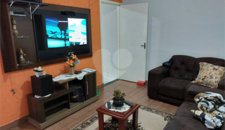Sobrado à venda com 2 quartos em Jardim Mariana II, São José dos Campos, SP