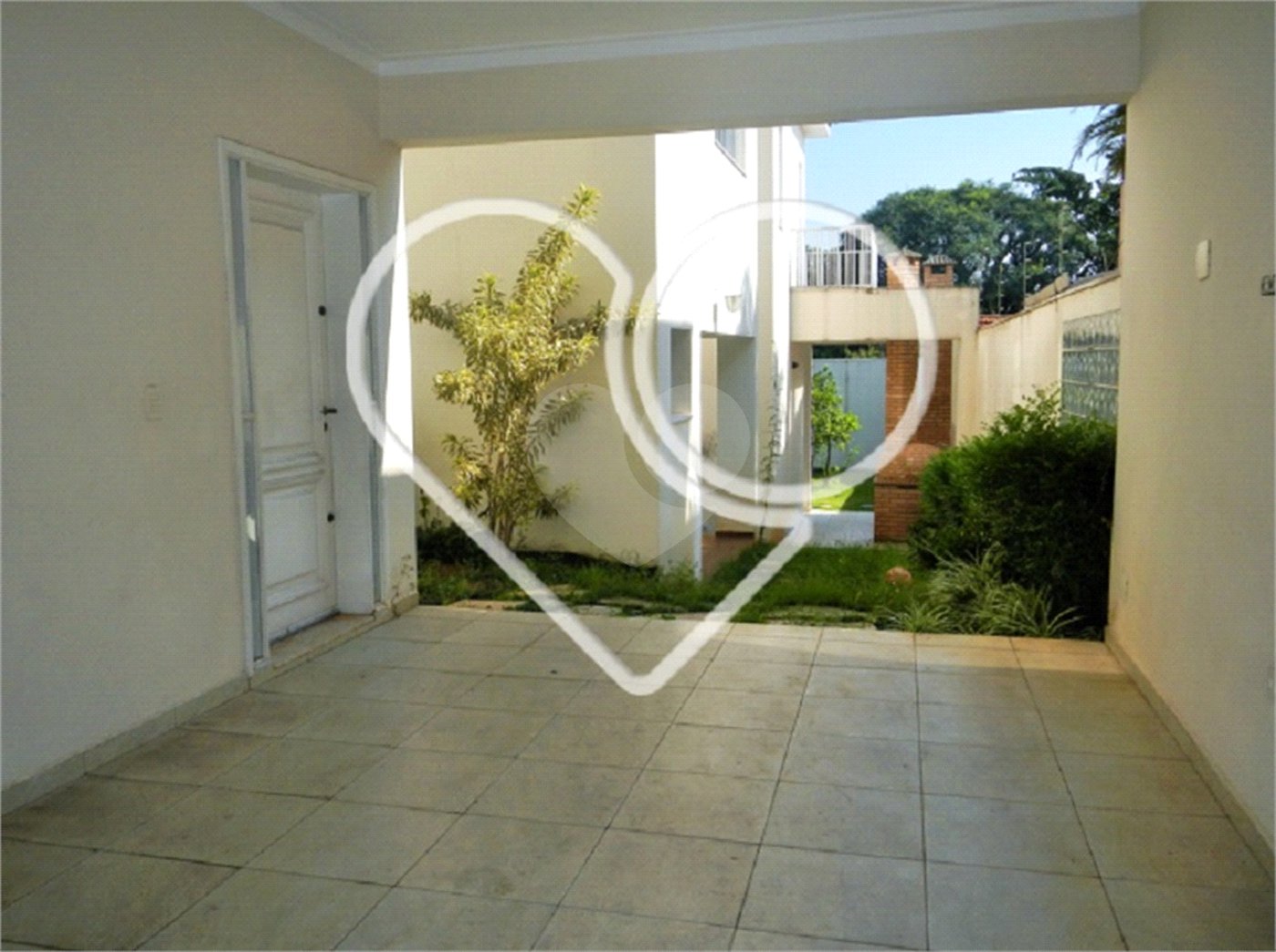 Casa à venda na Saúde c/293m2 - 4 Suítes/4 Salas/3 Vagas na garagem