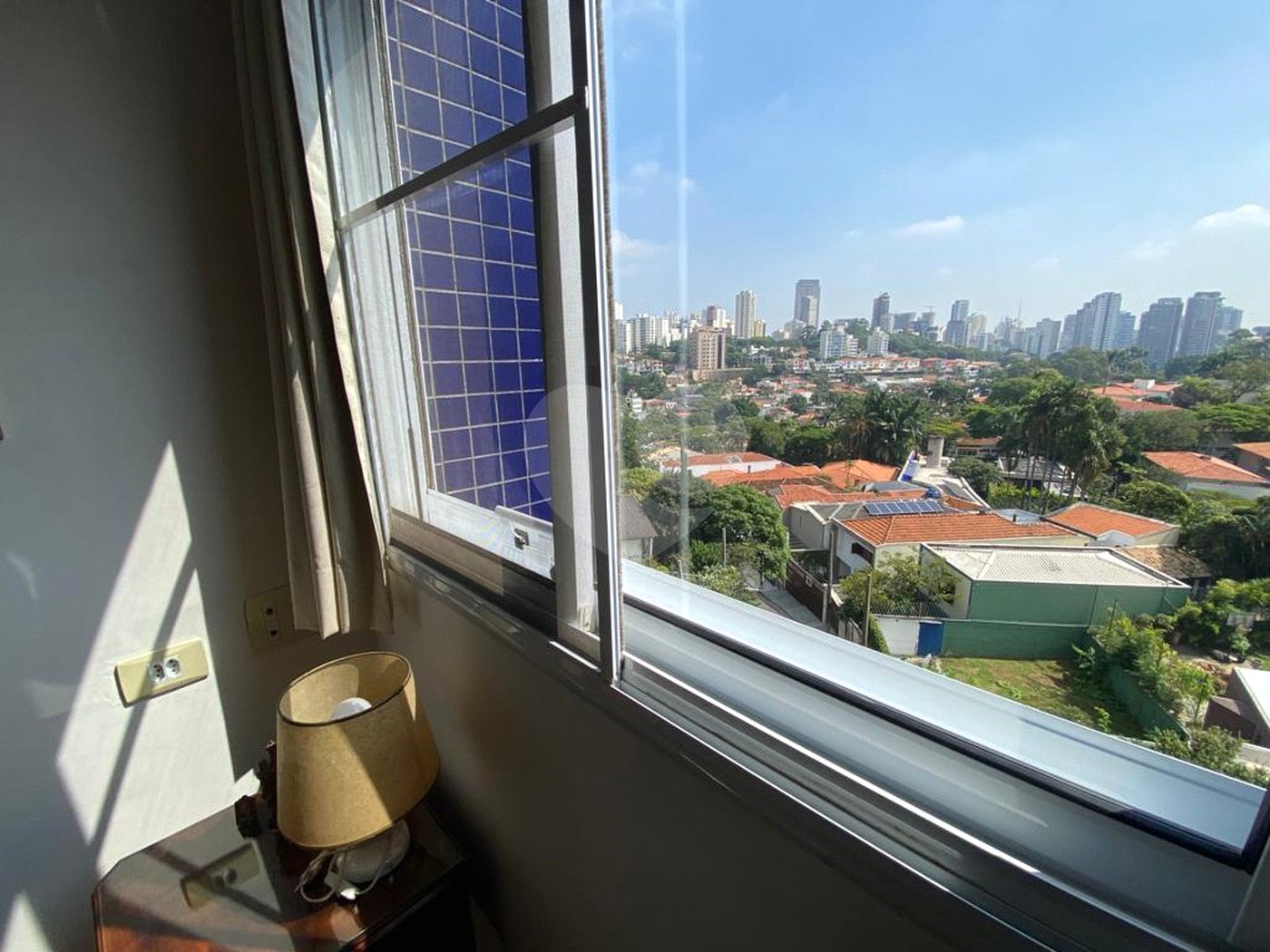 Apto 91 m - Metrô Sumaré, rua arborizada e tranquila. ótima planta, são 03 dorm 1 suite 1 vaga