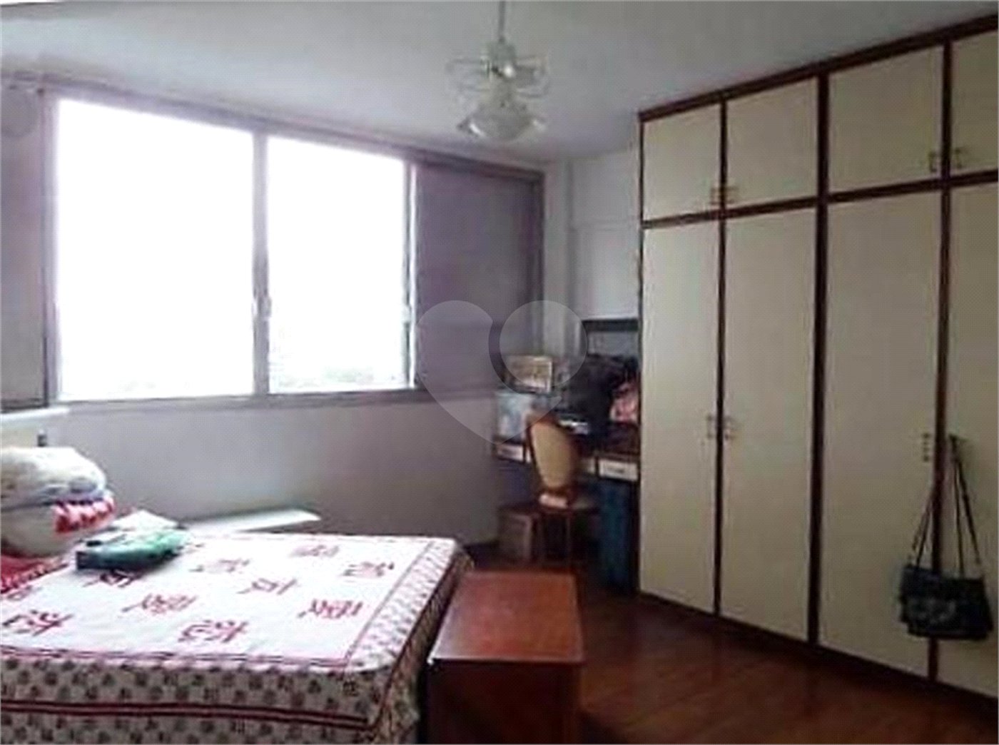 Apartamento próximo ao Metro com 03 dormitórios e 01 Suíte, 2 vagas á venda na Vila Mariana!