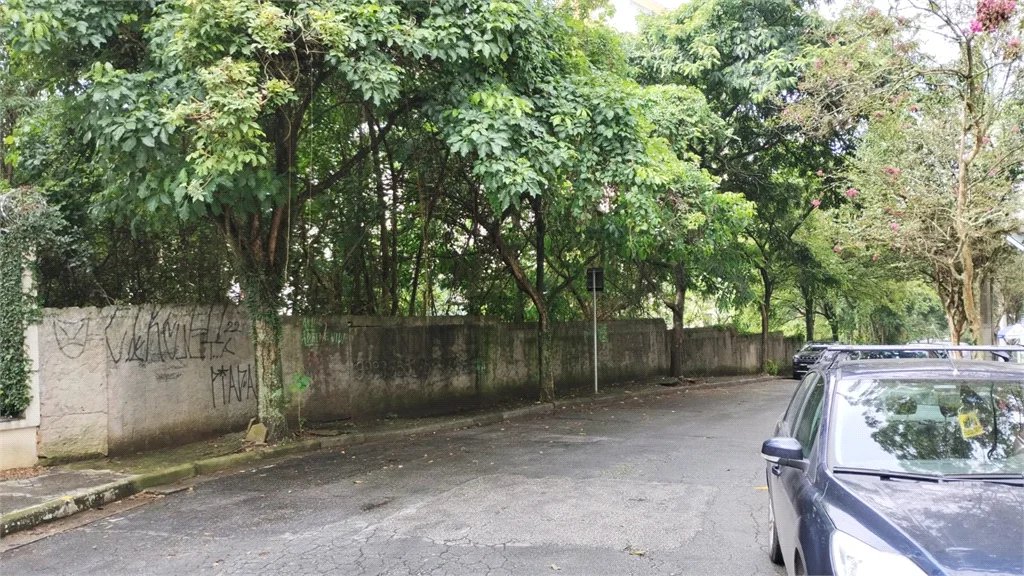 Terreno à venda em Vila Suzana, São Paulo, SP