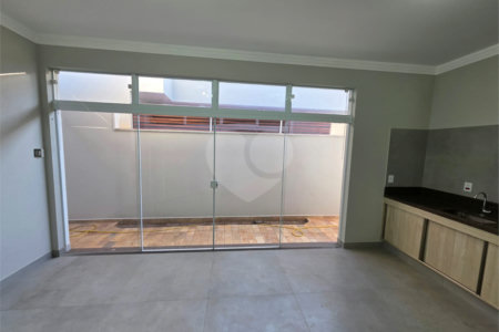Casa no Village Damha III, 3 quartos 2 suítes