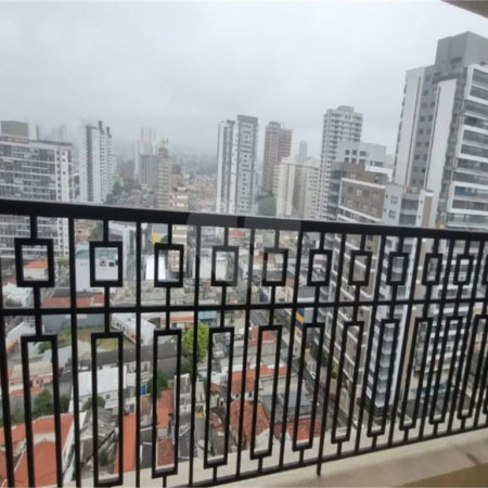 Studio Mobiliado com Varanda, Ar-Condicionado e Lazer Completo