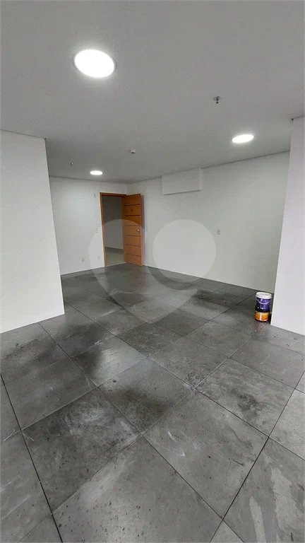 Sala Comercial com Vista para Pedra Grande - Ed. Carraro Tower