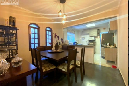 Sobrado à venda com 3 quartos, sendo 1 suíte, em Jardim Sarah, São Paulo - SP