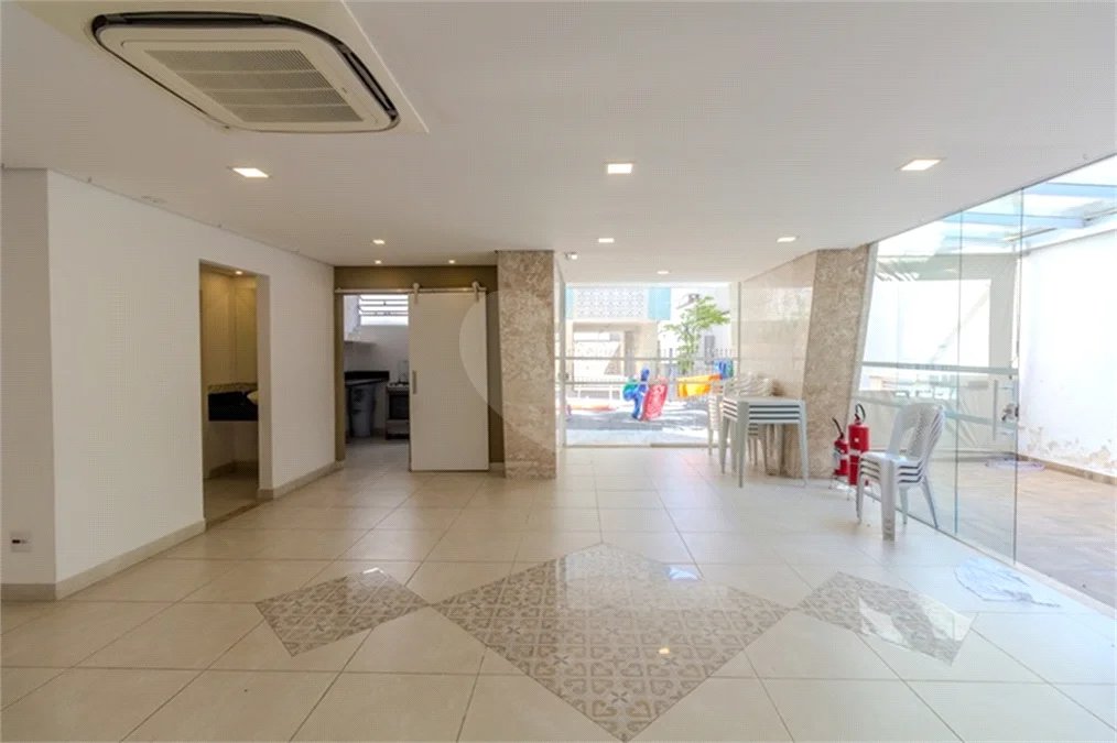 APARTAMENTO À VENDA NO PARAÍSO, 115m2, AMPLO, 2 QUARTOS