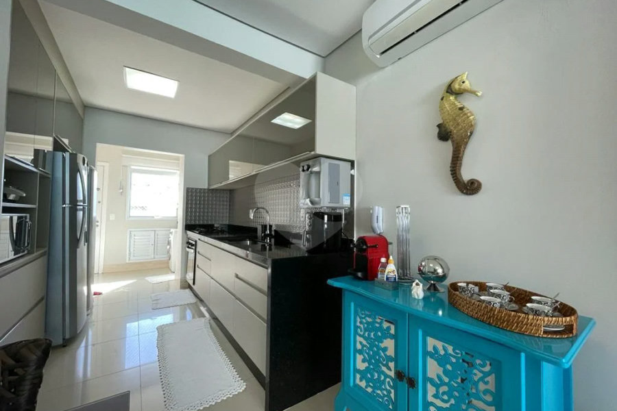 Apartamento à venda com 3 quartos, sendo 1 suíte,  em Riviera de São Lourenço, Bertioga, SP