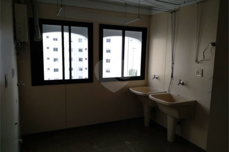 Apartamento para alugar com 4 suítes em Alto da Boa Vista, São Paulo, SP