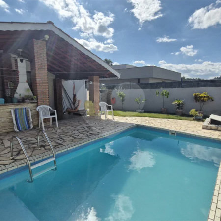 Casa à venda – Chácaras Maringá