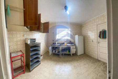 Casa à venda com 2 quartos em Jardim Alvorada, oportunidade para investidor