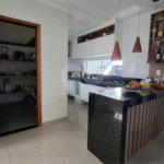 Casa Térrea de Alto Padrão à Venda – Próxima ao Shopping