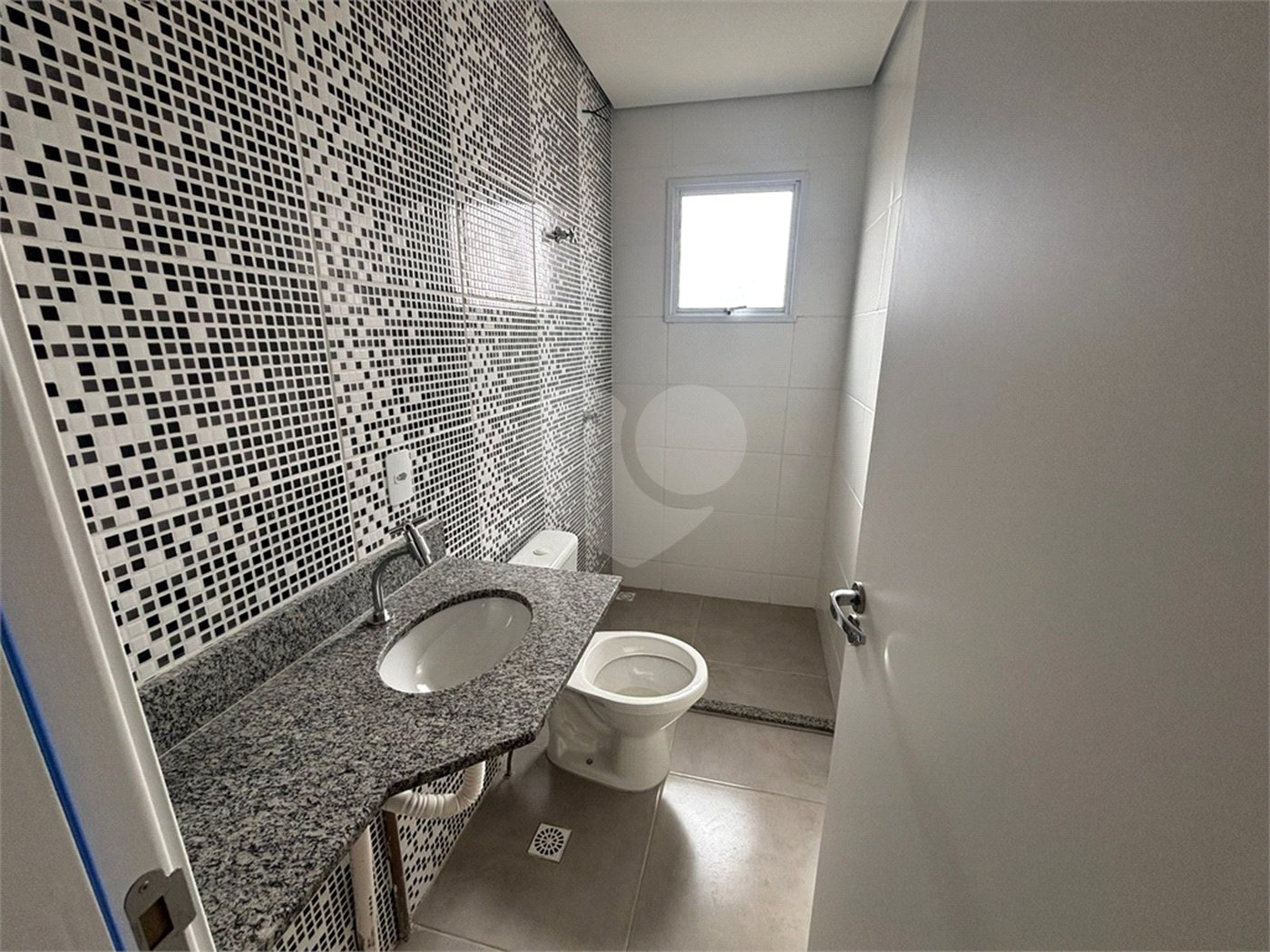 Apartamento á venda na região do Vila Prado.