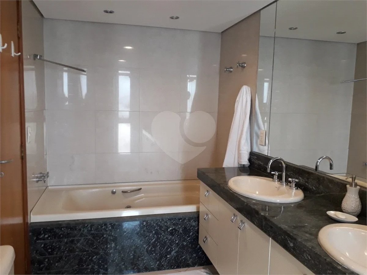 Apartamento à venda com 4 suítes em Perdizes, São Paulo, SP