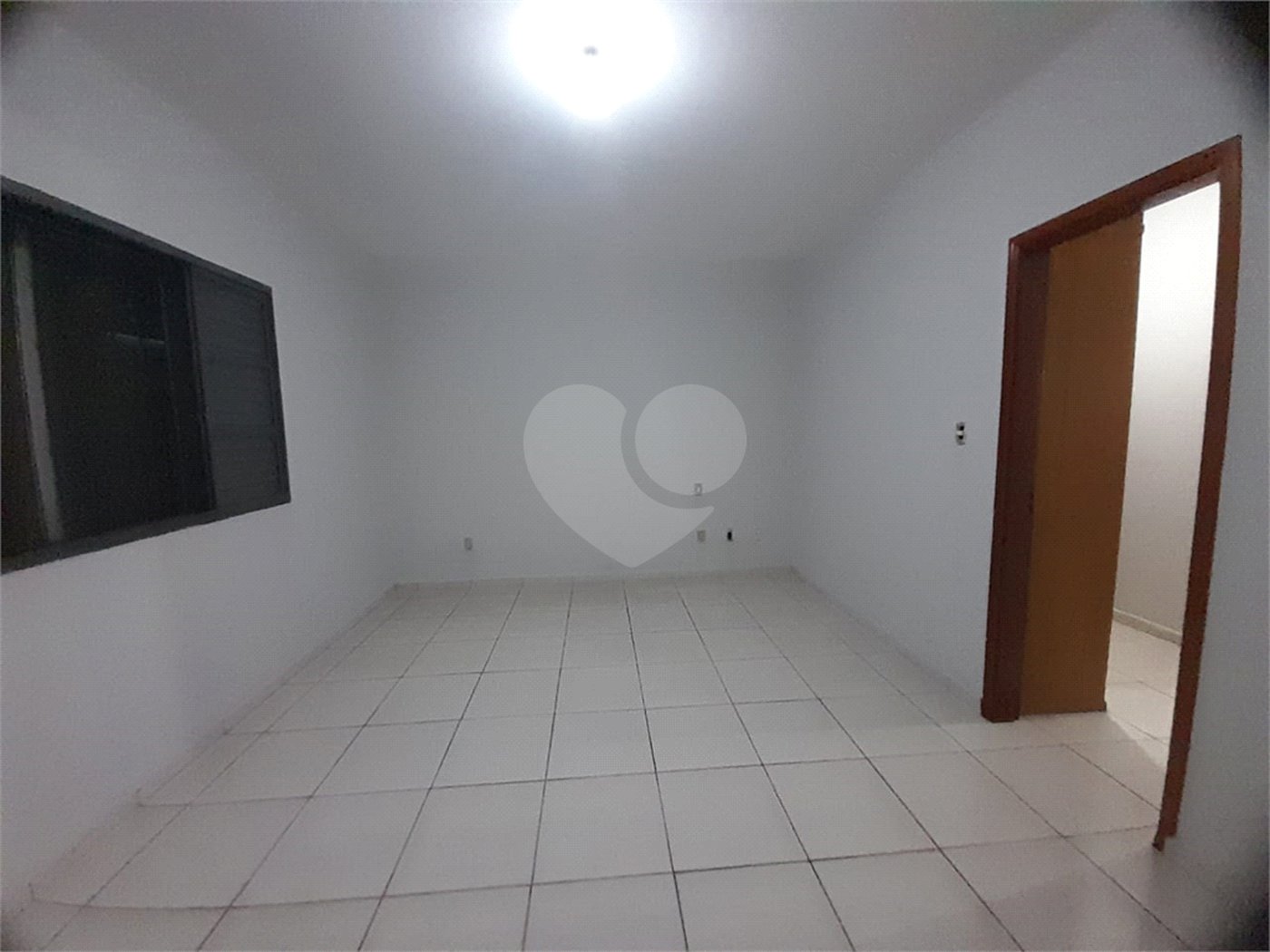 Casa de Alto Padrão à Venda e Locação no Parque Santa Mônica - São Carlos