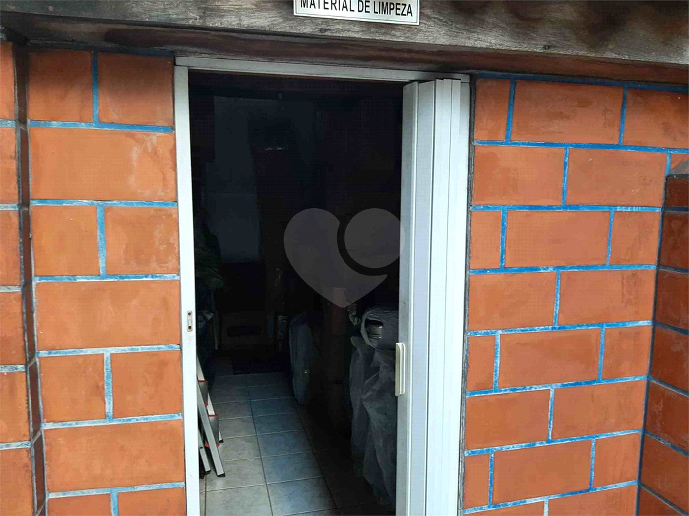 APARTAMENTO A VENDA NA BELA VISTA