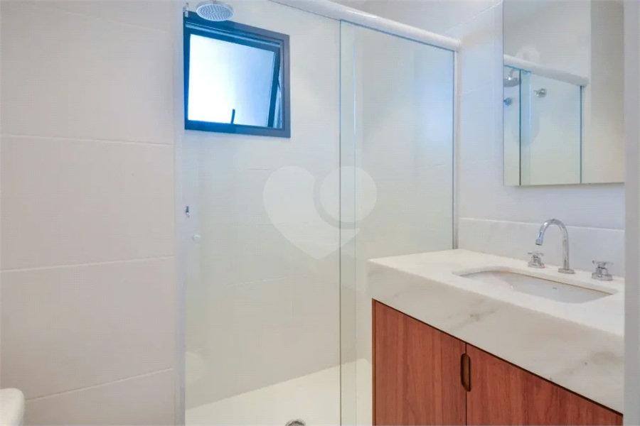 Apartamento para venda e locação em Pinheiros com 3 quartos, sendo 3 suítes, 178m²