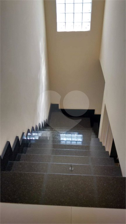 CASA A VENDA NO BAIRRO VISTA VERDE COM 3 DORMITORIOS, 3 SUITES, 3 VAGAS, METRAGEM 316M², SJC