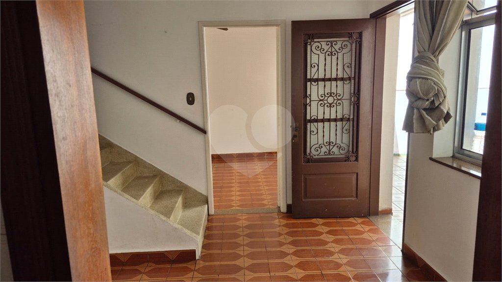 Casa residencial ou comercial com mais de 200m² na região do Jardim da Saúde em São Paulo - SP.