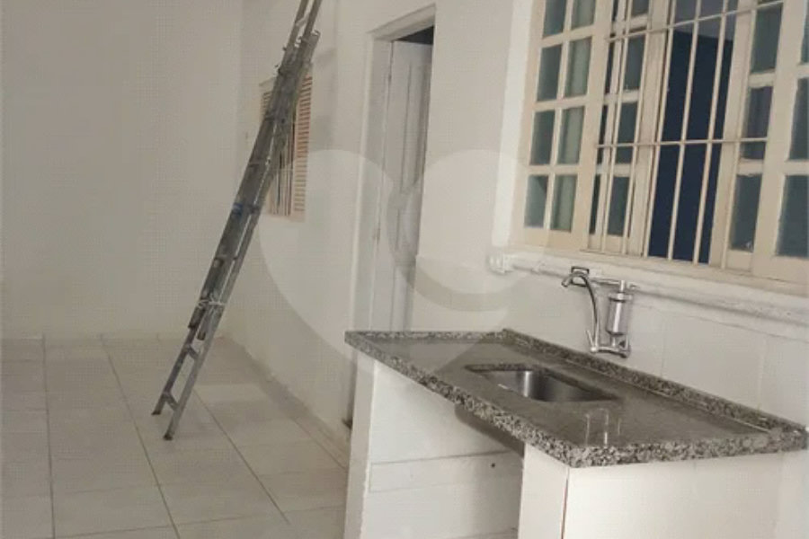 Casa para alugar com 2 quartos, sendo 1 suíte, no Centro, Bertioga, SP