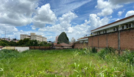 Terreno à venda em Jardim Paraíso, São Carlos, SP