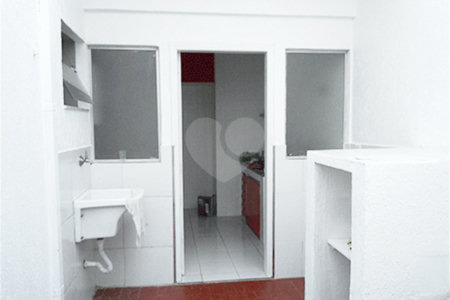 Sobrado à venda com 3 quartos em Campo Belo, São Paulo, SP