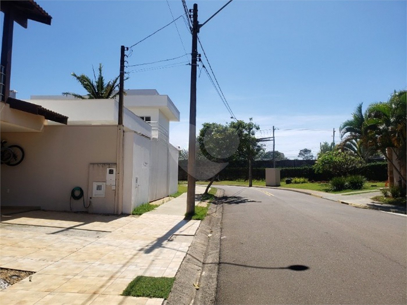 Sobrado para venda no condomínio de alto padrão Village Damha II