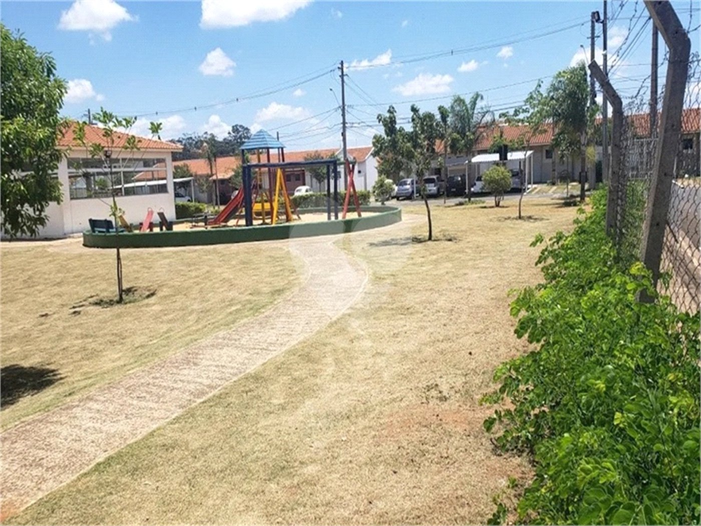 Casa à venda no Condomínio Moradas 1