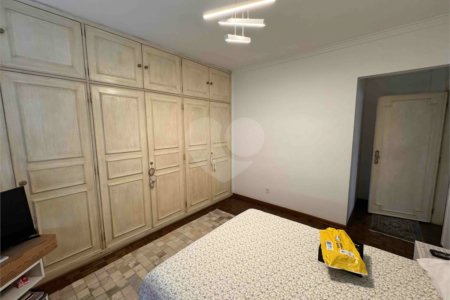 Elegância e conforto. Apartamento exclusivo de 250m2 em Higienópolis, um por andar.