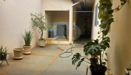 Casa à venda com 3 quartos, sendo 1 suíte, em Jardim Beatriz, São Carlos, SP
