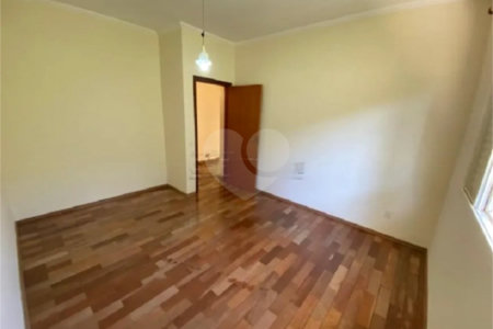 Casa à Venda no Condomínio Montreal - São Carlos/SP