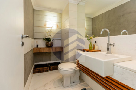 Duplex à venda com 3 quartos, sendo 3 suítes, em Vila Suzana 287m²