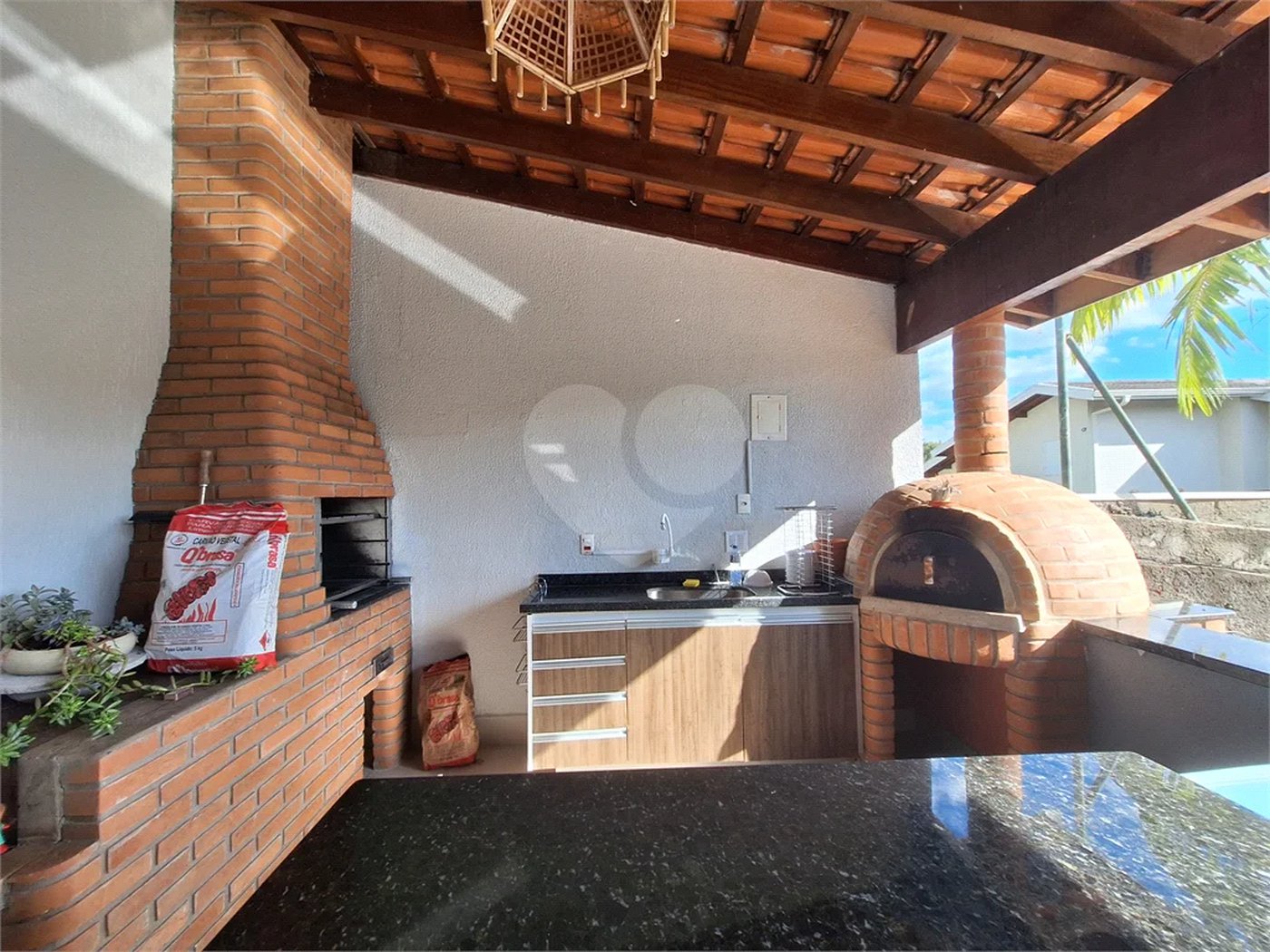 Casa para alugar com 3 quartos, sendo 1 suíte,  no condomínio Estância Marambaia, Vinhedo - SP