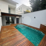 Indaiatuba- Vila Aurora -Condomínio Palm Tree Residence -Venda e Locação - R$ 7.000,00 - condominio - R$ 877,44- IPTU - R$ 211,64 - Pavimento Térreo: Sala de estar, sala de jantar, wc, cozinha, área de serviço, despensa. Pavimento Superior: Suíte com varanda e closet, 02 dormitórios e wc.social