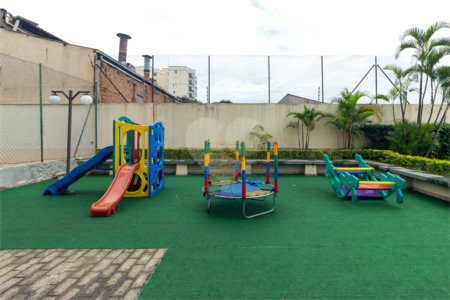 MARAVILHOSA COBERTURA, AO LADO DO MUSEU DO IPIRANGA COM 3 DORMITÓRIOS E 3 VAGAS.