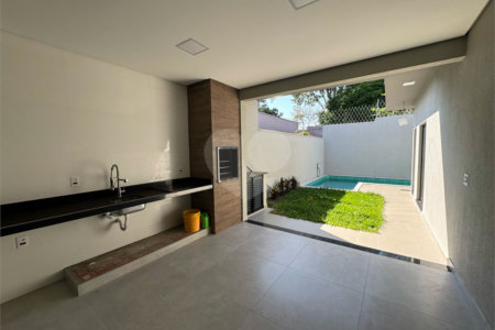 Casa Térrea com 163m² no Faixa Azul