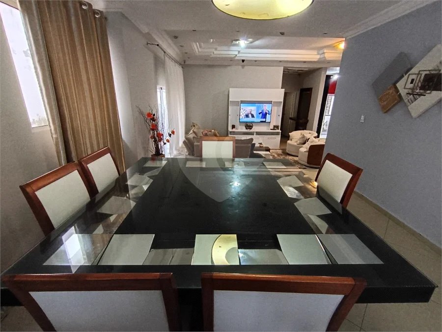 Sobrado de 400m² - Alto Ipiranga. Mogi das Cruzes/SP