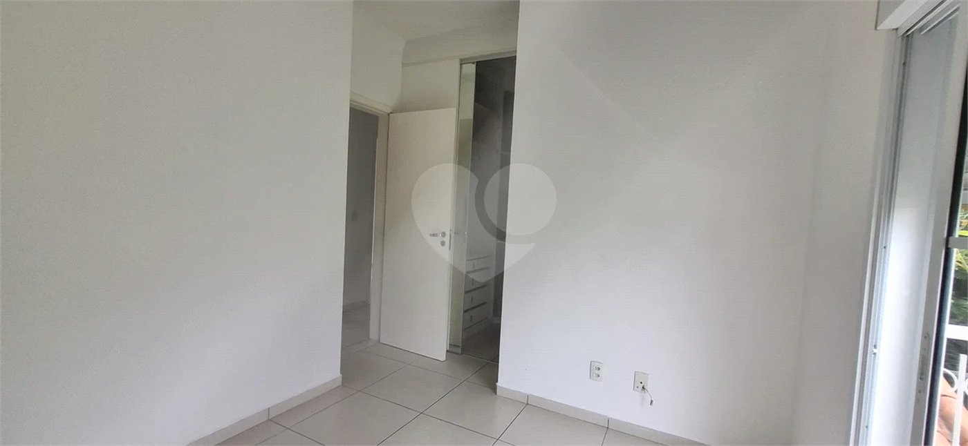 Lindo sobrado com 3 dormitórios (1 suíte com closet) e a.c. em todos os ambientes. à venda, 150 m², por R$ 960.000,00 no condomínio Casa Bella, em Indaiatuba/SP.