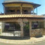 Linda casa com 3 suítes a venda na Vila Pasti em Louveira