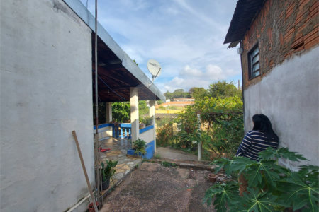 Terreno com 586,00 m² de área total na Vila Costa do Sol.