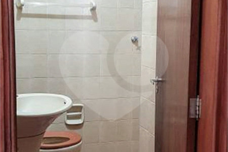 Apartamento no Condomínio Torello Dinucci