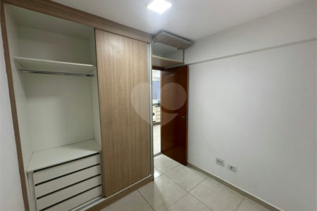 Apartamento 2 dormitórios c/ quintal privativo próximo ao futuro Metrô Anália Franco