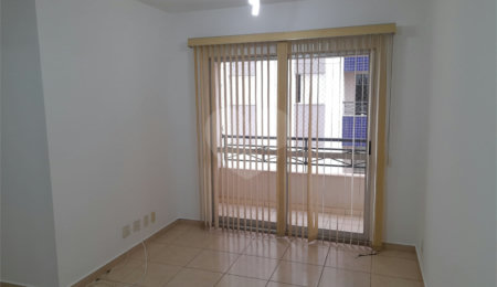 Apartamento à venda com 3 quartos, sendo 1 suíte,  no Centro, São Carlos, SP
