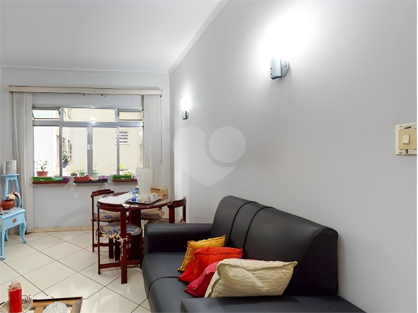 Apartamento à venda na Aclimação de 65 metros quadrados, com 2 dormitórios 1 vaga