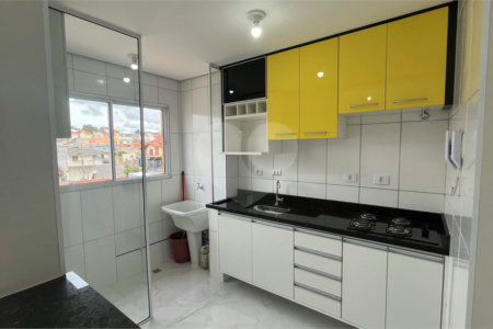 Apartamento a Venda em Atibaia com 2 dormitórios sendo 1 suíte